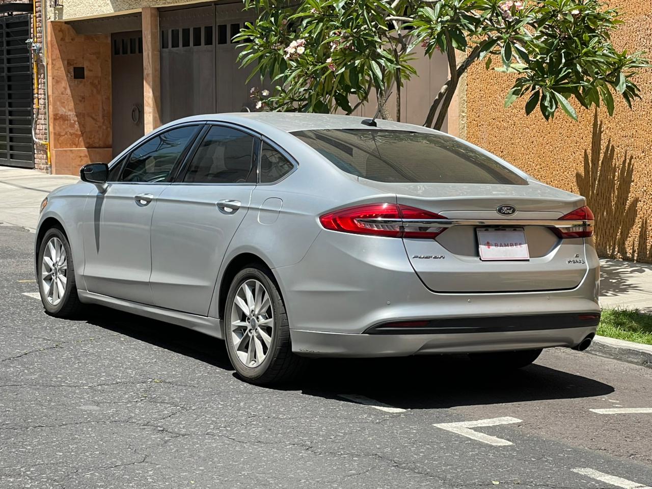 Ford  FUSION SE LUXURY HIBRIDO 2017
