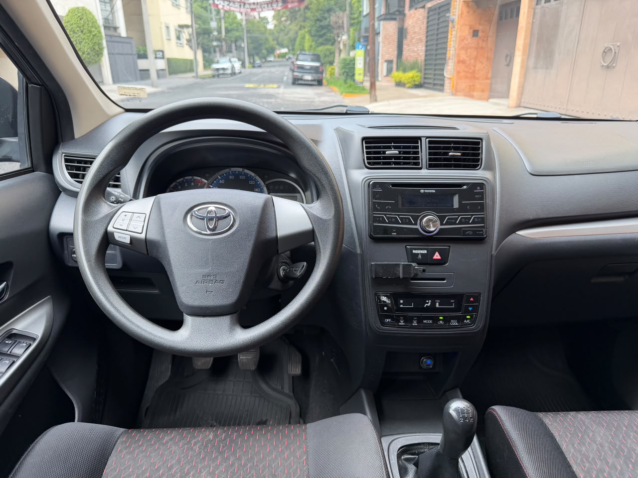 Toyota  AVANZA LE MT  2021