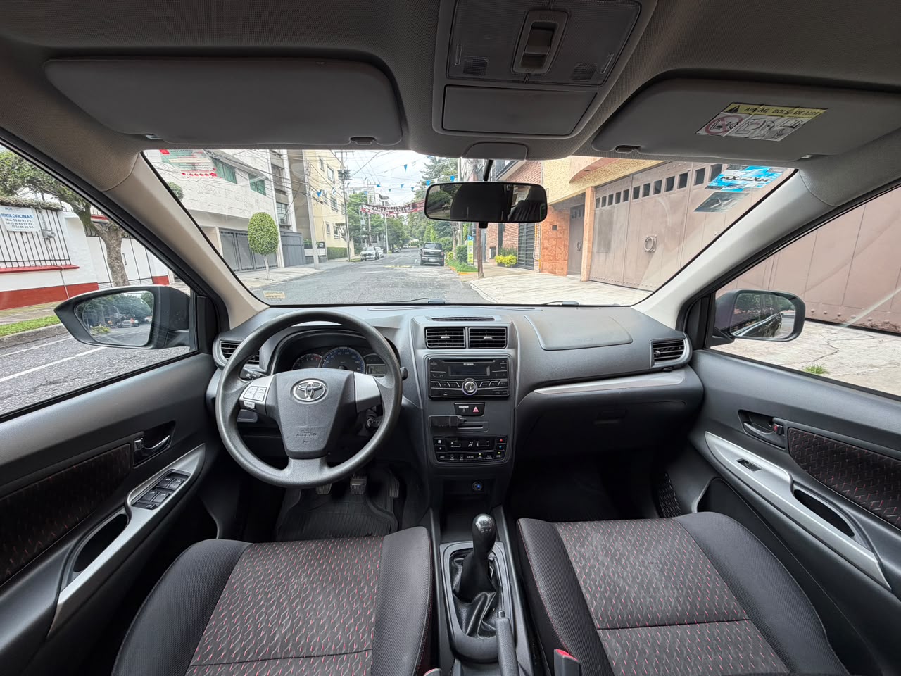 Toyota  AVANZA LE MT  2021