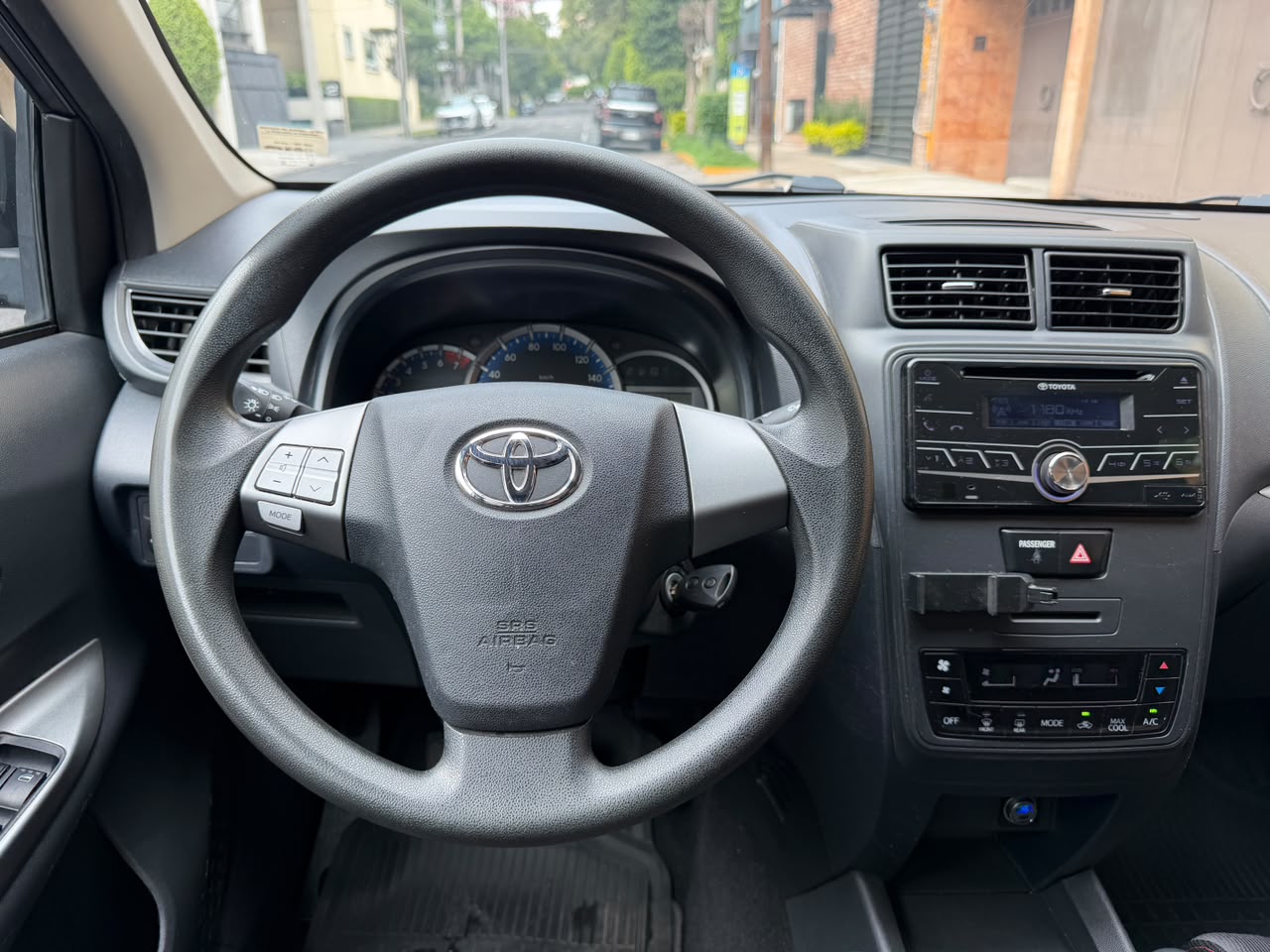 Toyota  AVANZA LE MT  2021