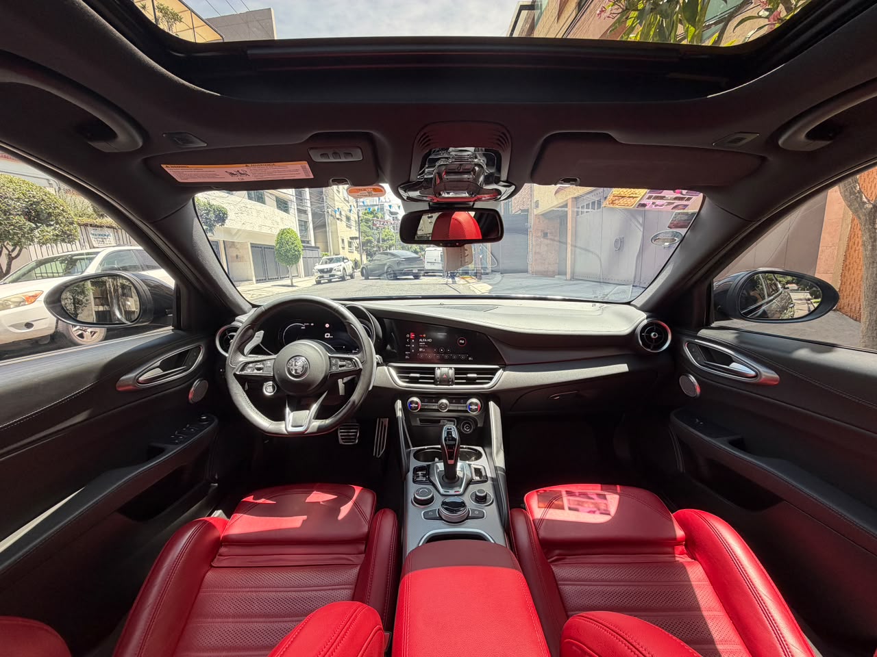 Alfa Romeo  GIULIA VELOCE 2024