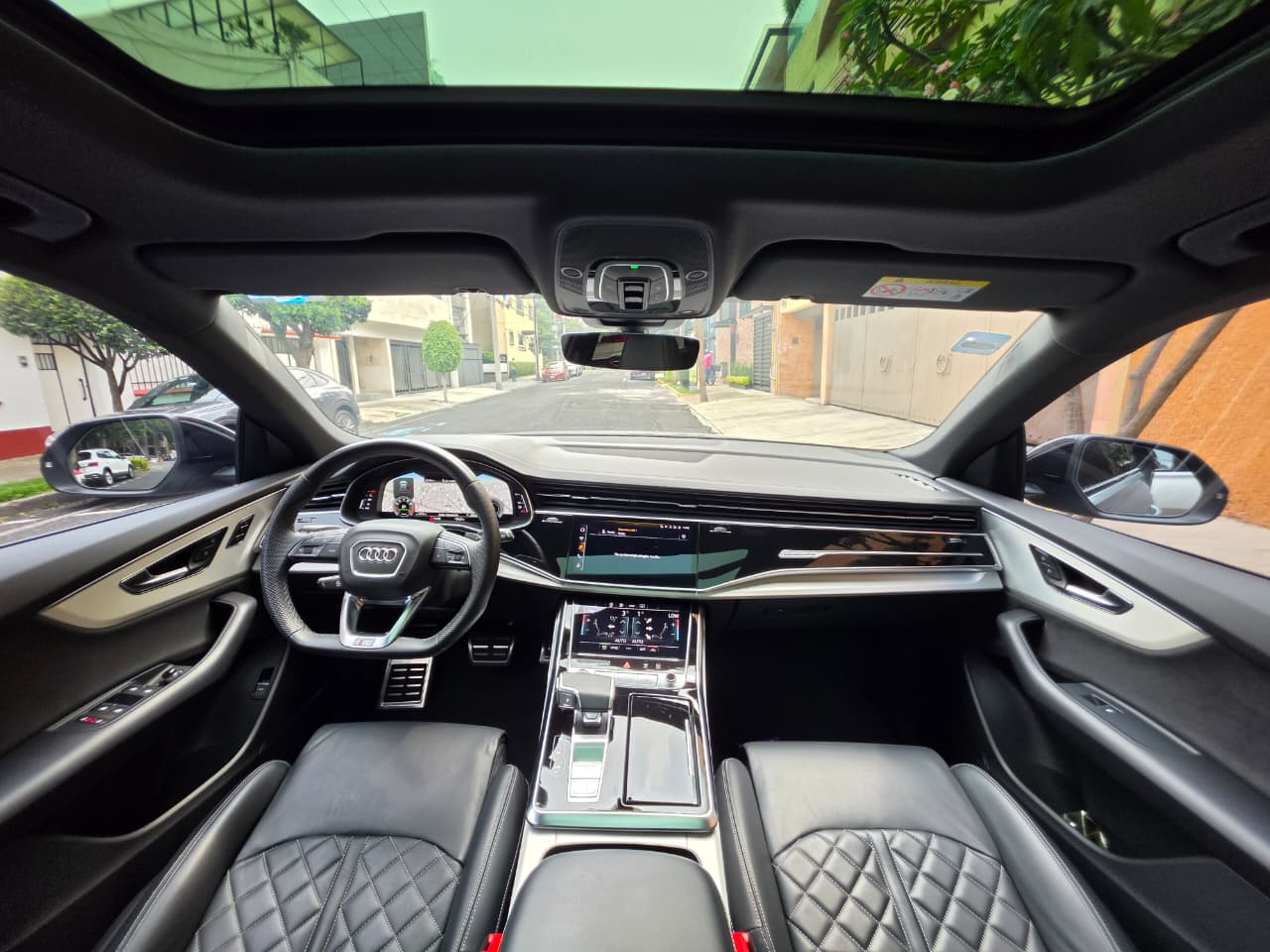 Audi  Q8 MILD HYBRID S LINE 2023