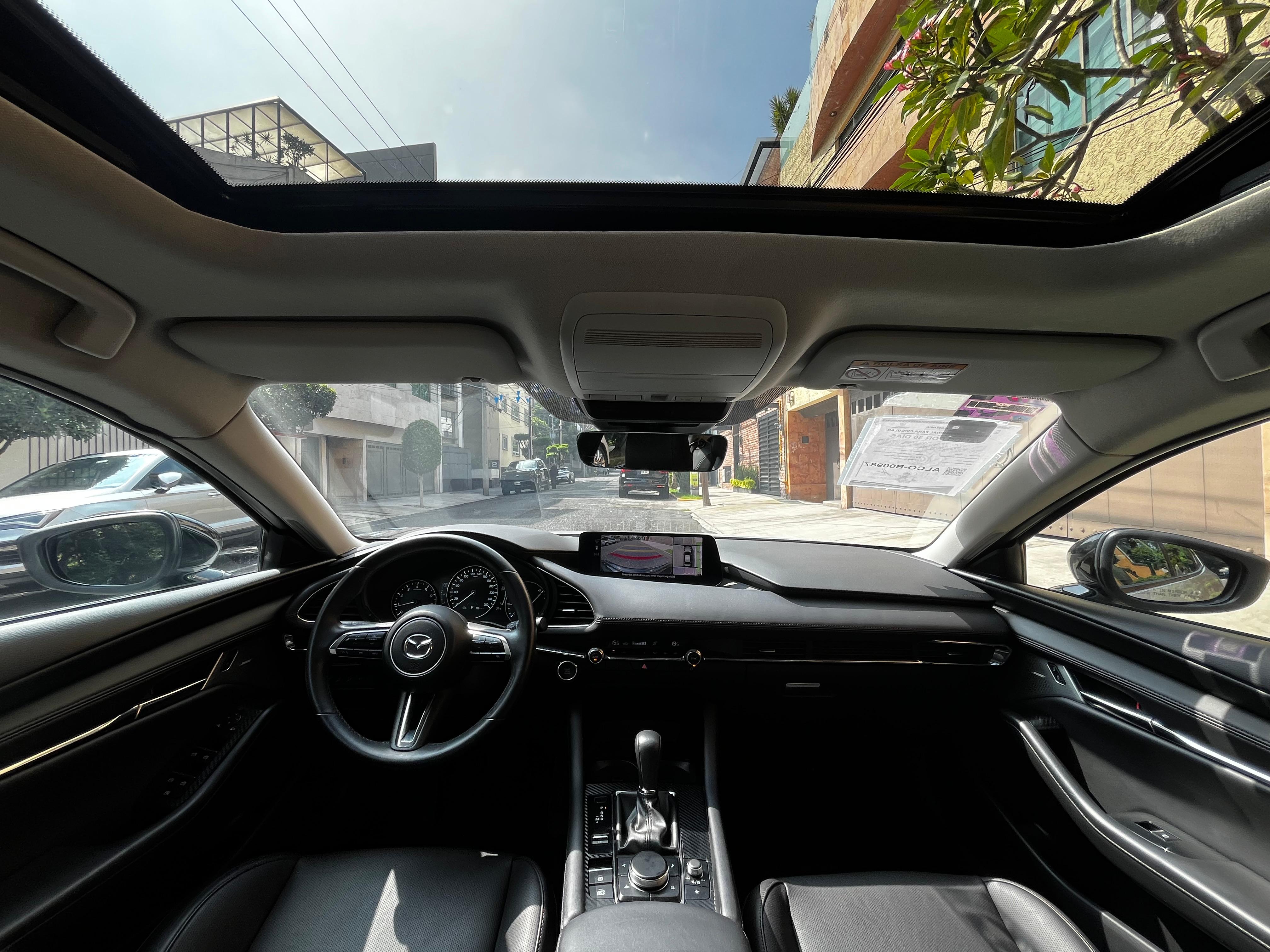 Mazda  3 SIGNATURE 2024